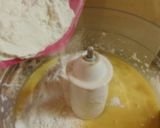 Foto del passaggio 1 della ricetta Dolce con panna yogurt e pere