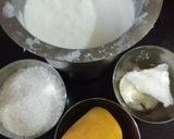 A picture of step 1 of Mango Lassi.