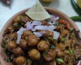 A picture of step 6 of चना घुघनी.
