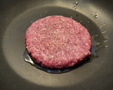 Foto del paso 4 de la receta: Hamburguesa con espinacas y calabacín con miel y mostaza