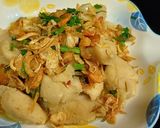 Hình bước làm 3 của món Giò sống rim tôm khô