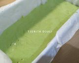 Foto langkah ke 3 dari resep Castella Green Tea (Kasutera) - Traditional Japanese Honey Cake.
