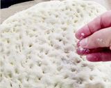Foto del paso 2 de la receta: Focaccia de tomate seco, aceitunas negras y romero