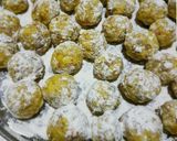 A picture of step 6 of Yam balls.