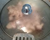 รูปขั้นตอนการทำที่ 3 ของ หมูย่างพริกไทยดำผัดหอมใหญ่