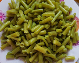 Foto del paso 1 de la receta: Chuleta ahumada en salsa verde con ejotes