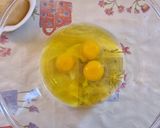 Foto del passaggio 2 della ricetta Plumcake morbido alle zucchine