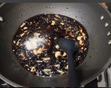 A picture of step 6 of Aravana payasam.
