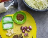 Gambar langkah 2 resipi Tumis Manis Betik Muda.