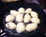Foto del passaggio 3 della ricetta Zeppole di San Martino