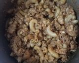 A picture of step 7 of Chicken macaroni bun in patila.
