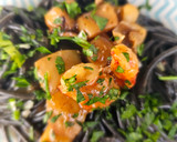 Foto del paso 8 de la receta: Espaguetis negros al aroma del curry hindú