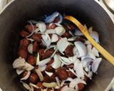 Une image de l'étape 5 de Rougail saucisses.