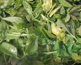 A picture of step 3 of Methi malai matar.