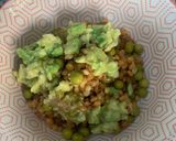 Foto del paso 3 de la receta: Ensalada de lentejas y guacamole para bebés