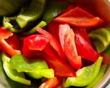 Hình bước làm 1 của món 🌱 Ớt Chuông Nướng Lò Điện (Vegan)