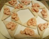 A picture of step 2 of Tramezzini di gamberi.
