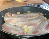 Foto del paso 4 de la receta: Dorada con soja y jengibre