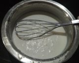 A picture of step 3 of Vanilla & Rose pudding.