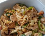 A picture of step 3 of Tumis Picung / Pangium Edulae Stir Fry.