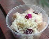Foto langkah ke 3 dari resep Salad Buah (buah pir & buah naga).