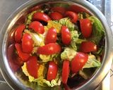 Une image de l'étape 2 de Laitue bicolore aux tomates parmesan et persil.