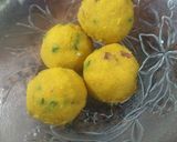 चैरी बेसन लड्डू (cherry besan ladoo recipe in Hindi) रेसिपी चरण 3 फोटो