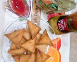 A picture of step 4 of HomeMade Chinese SamOsian... 😋.