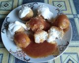 1311. Grízes túró gombóc birsalma szósszal és édes tejföllel ! recept fázis 7 fotója