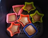 चोको चिप्स बिस्कुट कप केक एयर फ्रायर में (Choco chips Biscuit Cup Cake In Air Fryer Recipe In Hindi) रेसिपी चरण 7 फोटो