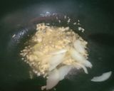 Foto langkah ke 2 dari resep Udang Saos Mentega.
