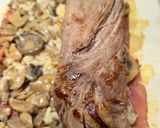 Gombával töltött szűzpecsenye leveles tésztában recept fázis 6 fotója