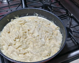 Foto del paso 2 de la receta: Pasta con crema y doble queso
