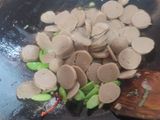 Tumis tauge baso sapi petai (soybean sprout stir fry)
