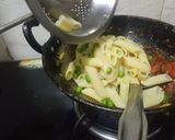 A picture of step 5 of Masala Pasta.