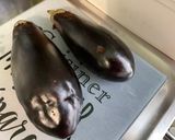 Une image de l'étape 2 de Poulet mariné aux aubergines et parmesan.