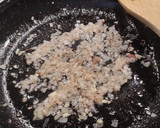 Foto del paso 3 de la receta: Empanada de bacon con carne picada de pollo
