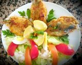 A picture of step 3 of Sardine fritters with green salad.