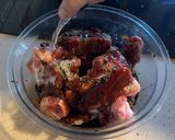 Foto del paso 3 de la receta: Costillas de cerdo en adobo oriental