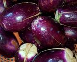 A picture of step 1 of Stuffed Eggplant (Bharwan Baingan).