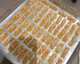Foto langkah ke 7 dari resep Kastengel Keju Renyah tanpa timbangan.