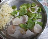 प्राॅन्झ चिली मिली स्टार्टर (Prawns Chilli Milli Starter Recipe In Marathi) रेसिपी स्टेप 2 फोटो 