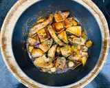 Hình bước làm 5 của món Cá bóp kho tộ