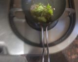 A picture of step 2 of Green peas emoji idli.