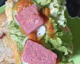 Foto langkah ke 3 dari resep Chicken Luncheon Sandwich.
