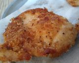 Foto del paso 3 de la receta: Pollo empanizado sin huevo