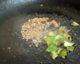फ्रायड वेज सूजी चीला (Fried Veg Suji Cheela recipe in hindi) रेसिपी चरण 2 फोटो