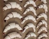 Glutén-, tej-, tojásmentes croissant recept fázis 3 fotója