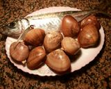 Foto del paso 1 de la receta Conchas finas en salsa Urrutia