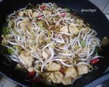 Foto langkah ke 2 dari resep Tumis Tahu Tauge (dengan Soy Sauce)💕.